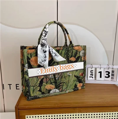 Designade Canvas Women -handväskor